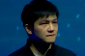 又可以看到打球的樊振东了！6月9日，2025乒超联赛在河北雄安拉开帷幕，上午11:00开启团体赛第一阶段比赛，樊振东、许昕等将随上海地产集团队出战！#樊振东王楚钦今日首战