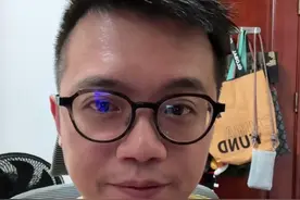 周末A股突发！科技股巨无霸的合并，3000亿市值海光信息吸收合并千亿市值的中科曙光，打造国产算力第一梯队玩家！开启向英伟达看齐之路！半导体上下游整体的并购重组可能开启。#科技  #海光信息  #中科曙光  #泰勒来了视频封面