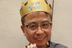 今天是我生日，祝我自己生日快乐，也祝大家：年年岁岁，万喜万般宜！！！#怀念经典 #生日 视频封面