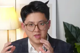 马上100万粉丝，先送波解百纳！一人十瓶免费抽！#张裕 #张裕解百纳 #性价比高的红酒推荐 #好喝不贵 #刘强东给村民发福利视频封面