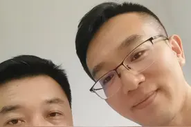 这种皮肤病夏季高发，手指上有小水泡很痒，怎么办？#健康传播为人民 #汗疱疹 #汗疱疹湿疹 #汗疱疹治愈方法