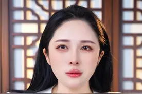 胖东来基层员工月入9千多，强烈要求胖东来全国开店！ #胖东来基层员工平均月薪9886元 #胖东来 #于东来 #小月说 #抖音热评视频封面