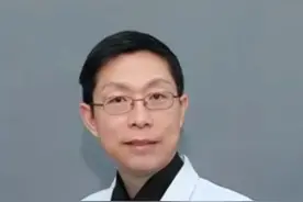 结石快掉下来的两个前兆 #肾结石 #输尿管结石 #输尿管软镜 #武汉协和医院 #抖出健康知识宝藏