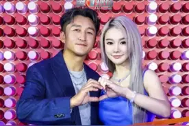 近日，邹市明否认“中年返贫”，表示自己是创业失败。1月22日，邹市明妻子冉莹颖发视频否认“败家”“乱花钱”质疑，自曝上一次买包还是在6年前，而最近自己一直在卖包还债。1月23日，冉莹颖儿子轩轩在评论区留言力挺妈妈：她挺不容易的，别再乱说她了。#邹市明 #冉莹颖 #创业失败 #败家 #抖音dou热门 @抖音短视频