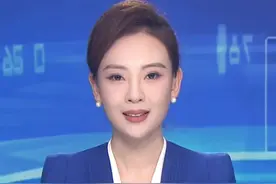聋哑父亲捡破烂供他上大学，被大厂裁员后，阿华选择回到农村做自媒体陪伴父母：收入比上班好一点，大学给了我眼界和选择的底气#大象主播说 @大象新闻主持人刘琳 #2025高考必胜 #高考的答案