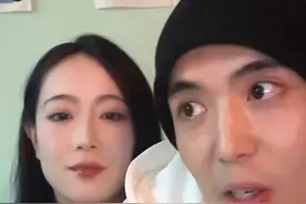 演员王星回国后首次开播，女友嘉嘉分享“教科书式求救”经验#王星 #王星女友 #诈骗防范视频封面
