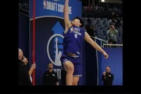 杨瀚森和周琦的联合试训数据对比，你觉得杨瀚森第几顺位选中？视频封面