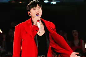 是信仰 是救赎#张杰 #最接近天堂的地方 #张杰演唱会 #张杰未你好吗跨年演唱会