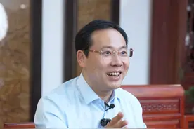 企业家VS管理者：谁在扛起企业的未来？ “为客户、同仁、股东、社会创造价值，企业家和管理者的使命有何异同？谁才是企业延续的关键？看完深有感触！#姜岚昕  #战略  #姜岚昕东方战略创践之父 #姜岚昕社会企业家精神全球首倡者视频封面
