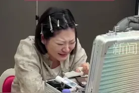 泰国坠崖孕妇离婚案9月26日开庭。王暖暖哭诉：只是想离婚，怎么这么难，随后因情绪太过激动而呕吐。2019年怀孕3个月的王媛媛被丈夫推下悬崖，其丈夫在泰国被判刑33年4个月#泰国坠崖孕妇 #泰国坠崖孕妇起诉离婚 #王暖暖