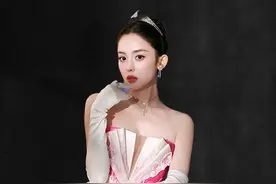 娜扎也开始走实力派路线了，破格出演孕妇，事业心回归 #古力娜扎视频封面