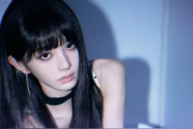 明明看起来瘦瘦小小的，谁知道身材居然这么惊艳，田曦薇真的好美视频封面