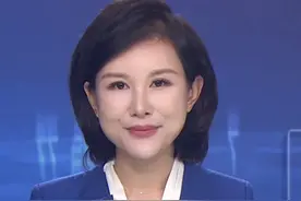 一家人乘火车购买硬卧包厢6个铺位，爆改成“大床房”，12306回应：原则上不建议乘客对硬卧进行改造