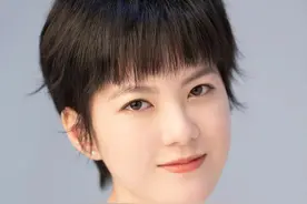 恒大分红734亿，许家印夫妇拿走500亿。#恒大视频封面