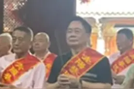 恰逢传统节日重阳节，台湾时事评论员蔡正元再次回到泉州祭祖#看台海视频封面