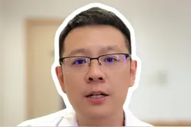 你有没有过这样的体验：胸口突然像针扎一样刺痛，但只疼几秒，这种情况会是心脏病吗？#硬核健康科普行动 #秋季为健康迈步 #胸口痛 #心脏不舒服 #心外赵铎