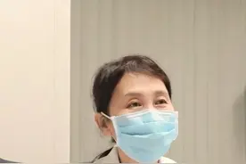 小伙子近视800多度，角膜厚度603微米，选择全飞or半飞？ #抖出健康知识宝藏 #全飞秒 #半飞秒视频封面