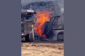 贺兰山煤炭自燃为何300年不灭？#煤炭自燃#公路旅行#内容启发搜索#发现中国之旅#吹爆美好目的地