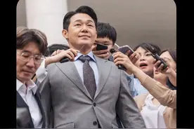 为什财阀在韩国势力这么大，但却还能一直存在着？ #韩国视频封面