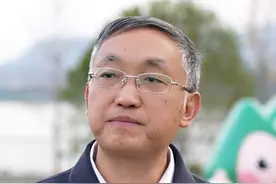 农业农村部信息中心主任、党委书记 王小兵：把小的“土特产”变成大产业#土特产#土特产走出大山#产业振兴视频封面