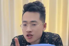 看完这个视频，你还敢把手伸进安检机里面拿东西吗？ #测评 #安检 #知识科普 #辐射 #出行安全