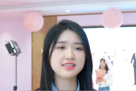 新修订的《婚姻登记条例》规定，办理结婚、离婚登记都无需再出示户口本，有网友担心没有户口本就没有办法核实对方的婚姻状况。5月10日，市中区婚姻登记大厅工作人员肖幸媛接受记者采访时表示，全国联网数据库所记载的信息会比户口本更加准确丰富，也为当事人的合法权益提供了更多的保障。（记者：刘伟杰）