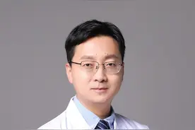 皮质醇增多症有哪些主要表现？你听没听过满月脸、水牛背、鲤鱼嘴？而这种情况多见于年轻女性及生育期女性，女性患病率是男性的3-8倍！#皮质醇增多症 #库欣综合征 #满月脸水牛背 #医学科普 #涨知识 #上热门 @抖音短视频视频封面