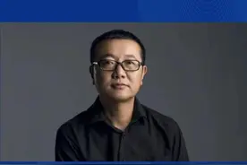 刘慈欣：大部分人未来不需要工作，可是人们都忽略了一件事！视频封面