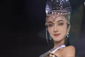 姐妹们，收藏练习~#肚皮舞 #肚皮舞基本功 @DOU+小助手