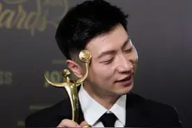 #新华社评2024年中国十佳运动员 #你心目中的2024最佳运动员