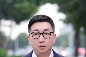 900元一克黄金彻底涨疯了吗？#金饰价格逼近900元大关#万万没想到 #黄金