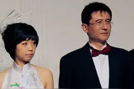 独宠袁立12年，分手后转身与张怡宁闪婚，徐威过得怎么样？#袁立 #徐威 #张怡宁 #抖音小助手视频封面