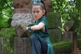 峨眉风起，女侠入阵 #武术  #传统文化 #峨眉派女弟子飒出重围 #女孩 #圆你一个武侠梦视频封面