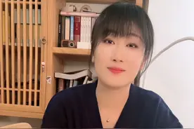 老婆，听说上面有12万亿化债，是什么意思啊？ #记录真实生活 #金融 #夫妻日常 #涨知识