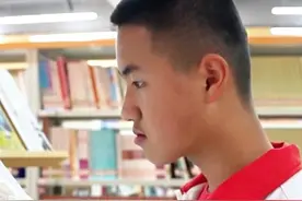 西安交通大学2025年少年班选拔结果出炉 季延中学初三学生蔡艺霖榜上有名，成为晋江首位提前被全国顶尖985高校少年班录取的初中生。#西安交通大学少年班视频封面