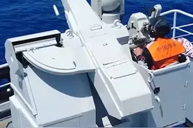 南海海域，海军某支队多艘舰船开展多课目、实战化作战支援演练。（作者：张杰 彭俊 朱一未 李萌 邢家腾 蒋孟达 吴宇宣 / 编辑：姬翔 刘海洋）