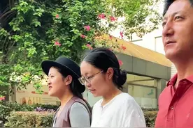 家里人陪我去做检查啦，在外边拍视频很不好意思，也不敢说话！ #身体健康  #藏族  #藏族姑娘  #那曲拉姆  #求医路上