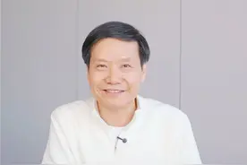 今天挑战了一下年度梗王考试，还是要跟网友们多多学习。最后一道题答案是什么，有朋友知道吗？在线等～#大咖观察 #2024年终梗王大考 #抖音年度哈哈大会