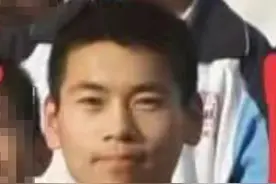 孩子你在哪儿？咸阳17岁男孩失联，穿红色棉袄、深色裤子，高1米86图片