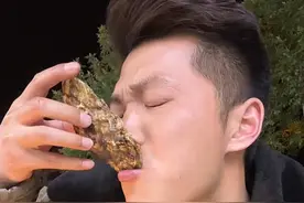 夏天到了！在我的小city里肆意狂欢~列气！#烟火里藏着乡愁 #夏天该有的样子 #小县城的慢节奏生活 #在我的小city里肆意狂欢 #谁懂这一口烧烤的含金量