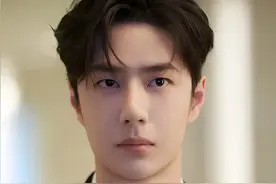 双喜临门！4月26日，2025赛季China GT上海站，#王一博 获得第一回合正赛GT3 AM组别冠军。当晚他还获得了第二十届中国电影#华表奖 优秀男演员提名。#赛车手视频封面