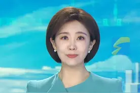 近日，公安部打造的国家网络身份认证公共服务平台引发关注，相当于国家给我们发了“个人信息防弹衣”，每天能减少2000多万次身份信息泄露风险！再也不用费力“证明你是你”了#信息安全 #个人信息安全