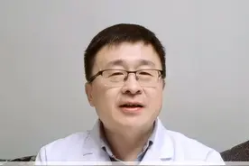 缓解眼疲劳应该用什么眼药水呢？#玻璃酸钠滴眼液  #干眼症  #眼睛疲劳