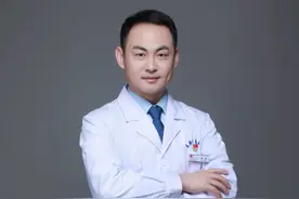 降压药应该什么时间吃？ 降压药应该早上吃还是晚上吃？此视频讲清楚，欢迎点赞收藏#医学科普 #降压药服用注意事项 #icu小陈医生