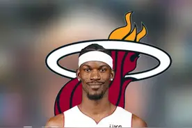 东决G1，跟老王一起复个盘，看看热火是怎么硬（赢）的！#dou来nba季后赛 #热火 #吉米巴特勒 #运动星计划 