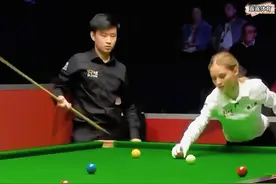 美女裁判增益加持，赵心童全力以赴，乱中取胜 #斯诺克视频封面