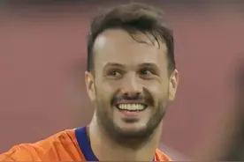 成功复仇！山东泰山6比0北京国安，卡扎伊什维利大四喜