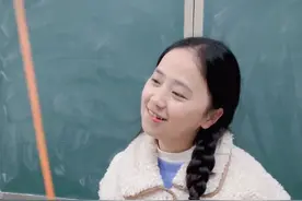 教你们收学生手机，交备用机？不可能~ #宝妈 #老师 #搞笑 视频封面