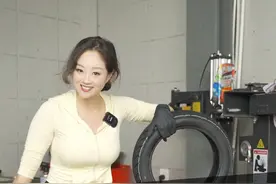 经过3个月，我终于把小牛N1S需要的配件买齐了 ，所以今天我就让它恢复出厂原设置！（2）#曾姐教你骑车  #电动车  #每天推荐好车  #曾姐与车  #曾姐车问