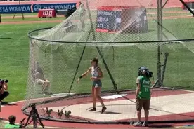 美国女子铁饼运动员瓦莱丽· 奥尔曼 女子铁饼比赛70.68米 (PB 73.52米，出生于1995年2月23日) - 以70.68米的成绩获得2025年普雷方丹经典赛女子铁饼冠军。#铁饼  #铁饼比赛  #女子铁饼运动员